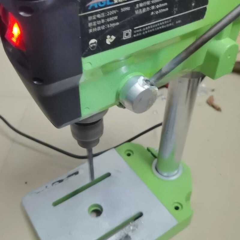 [Price Negotiable - Repairable] an Guanlong Mini Bench Drill 5168, 220V 680W, Aluminum Shell, Very Sturdy Body