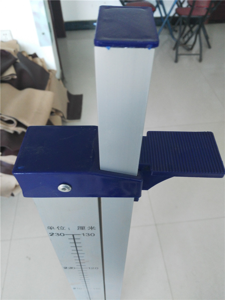 Hợp kim nhôm chuyên nghiệp cao nhảy cao có thể được nâng lên và hạ xuống theo dõi trường và lĩnh vực thể thao đào tạo tiêu chuẩn thiết bị cạnh tranh đếm giờ rubik
