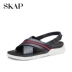 SKAP St. Gap Summer Giới trẻ trọng nhẹ Dép nam thoải mái thoáng khí Tương phản sọc thường Giày 20818092 - Sandal Sandal