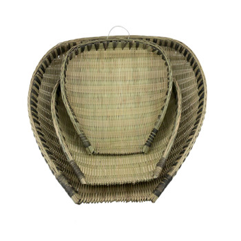 Wash vegetables, drain, dry and decorate with free shipping, bamboo woven dustpan