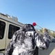 Baihe trưởng thành 2018 mùa thu đường phố đơn giản màu đen và trắng ngụy trang phần ngắn áo gió mỏng áo chống nắng quần áo nam nữ triều