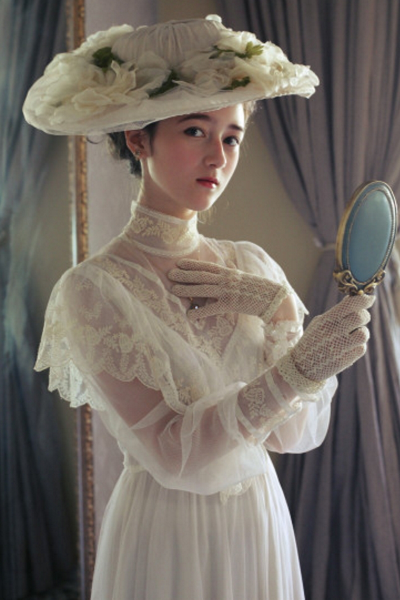 ZipperFrench Simplicity Retro Dong court Wedding dress Travel Photography outdoors photograph Forest super immortal light Yarn skirt full dress 2021 new pattern