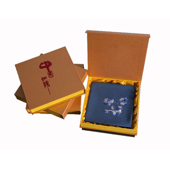 Hunan embroidery ບໍລິສຸດ handmade double-sided embroidery ໄຫມສີເທົາສີ່ຫລ່ຽມຜ້າພັນຄໍ handkerchief ຕ່າງປະເທດຂອງຂວັນທີ່ລະນຶກທີ່ບໍ່ແມ່ນການຖັກແສ່ວ Suzhou