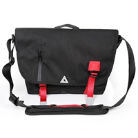 Черная красная труба