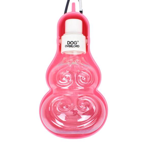 Drinking fountain for traveling dogs large and small
