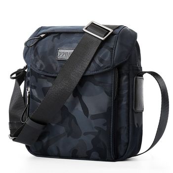 2024 ຍີ່ຫໍ້ trendy ໃຫມ່ຂອງຜູ້ຊາຍກະເປົ໋າກະເປົ໋າກະເປົ໋າບ່າຜູ້ຊາຍກະເປົ໋າ crossbody ຖົງ multifunctional canvas ສ່ວນບຸກຄົນ backpack ຂະຫນາດນ້ອຍ
