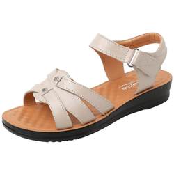 2024 New Mom Sandals ຫນັງແທ້ Soft Sole ສະດວກສະບາຍ Flat ເກີບແມ່ຍິງອາຍຸກາງປີຂະຫນາດໃຫຍ່ເກີບຜູ້ສູງອາຍຸກາງເດືອນ Summer