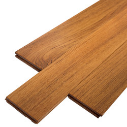 Spot second-hand old solid wood flooring, solid wood composite flooring, laminate flooring, environmentally friendly zero formaldehyde selection and quality products