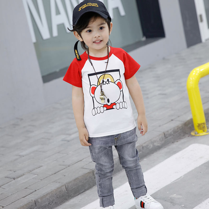 2020 mới dài tay bé trai t-shirt trẻ em ăn mặc cô gái đáy bé đầu bông mùa xuân mặc ngắn tay T-shirt.