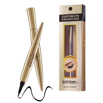 Beginners with waterproof and sweat-proof eyeliner