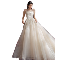 French light wedding dress new 2024 bride small Korean suspender veil dress retro simple lightweight winter
