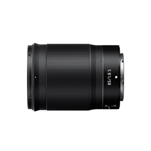 Nikon/尼康无反相机人像镜头首选85F1.8
整体的外观设计非常简约，仅有一个对焦切换按键。对焦