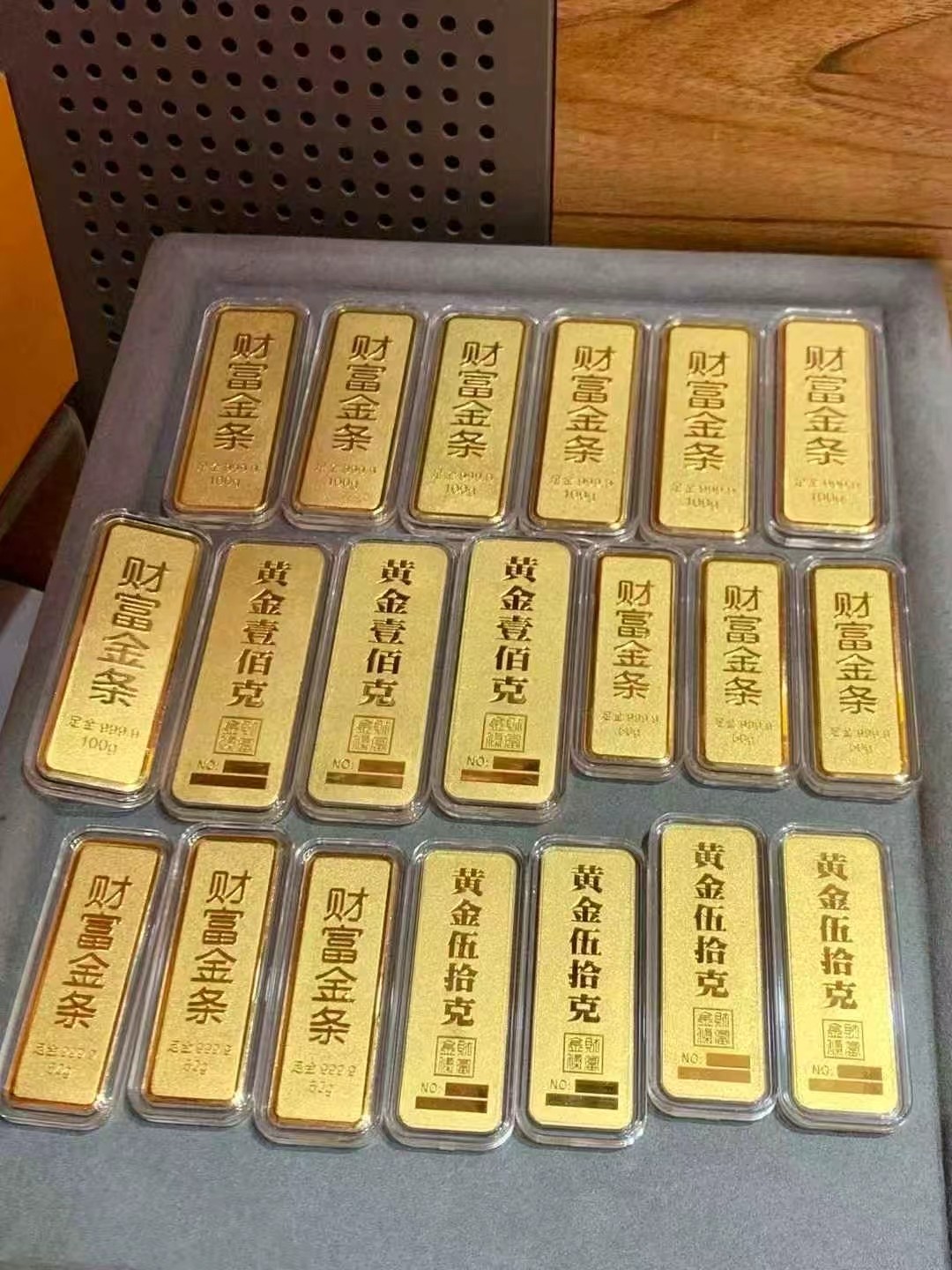 黄金旧换新怎么翻译_黄金旧换新英文用法_黄金旧换新英语例句_淘宝翻译网