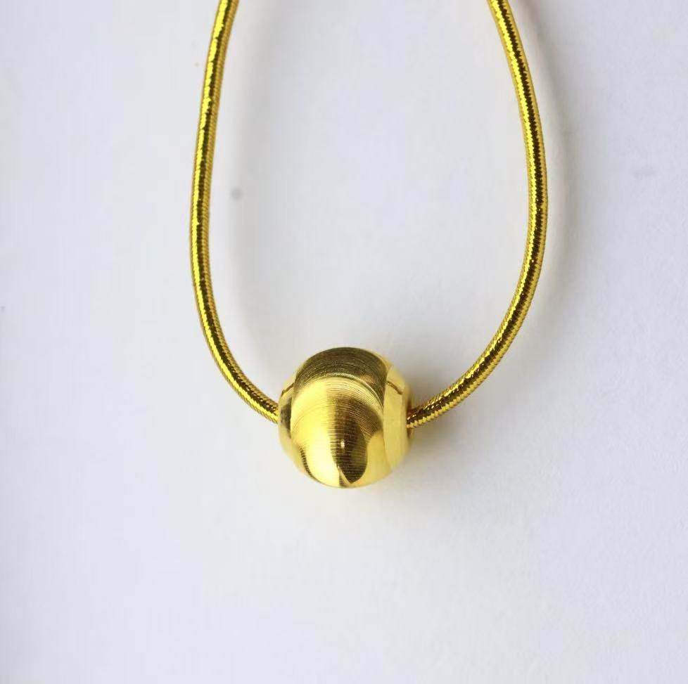 黄金饰品怎么翻译_ 黄金饰品英文用法_ 黄金饰品英语例句_淘宝翻译网