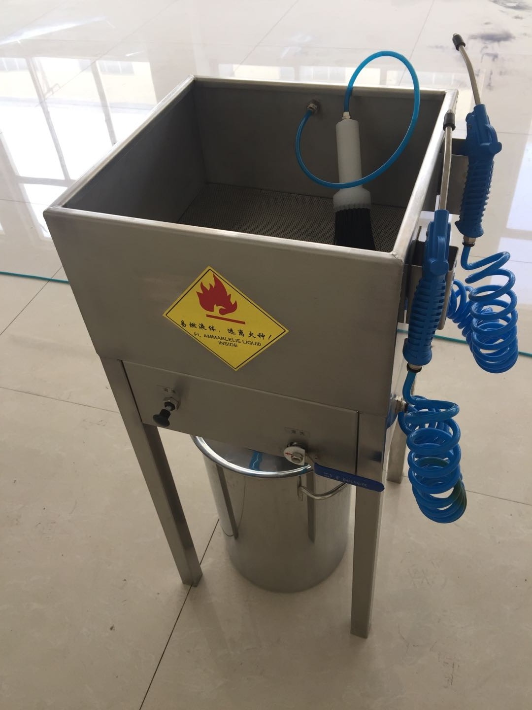 喷枪清洗设备怎么翻译_喷枪清洗设备英文用法_喷枪清洗设备英语例句_淘宝翻译网