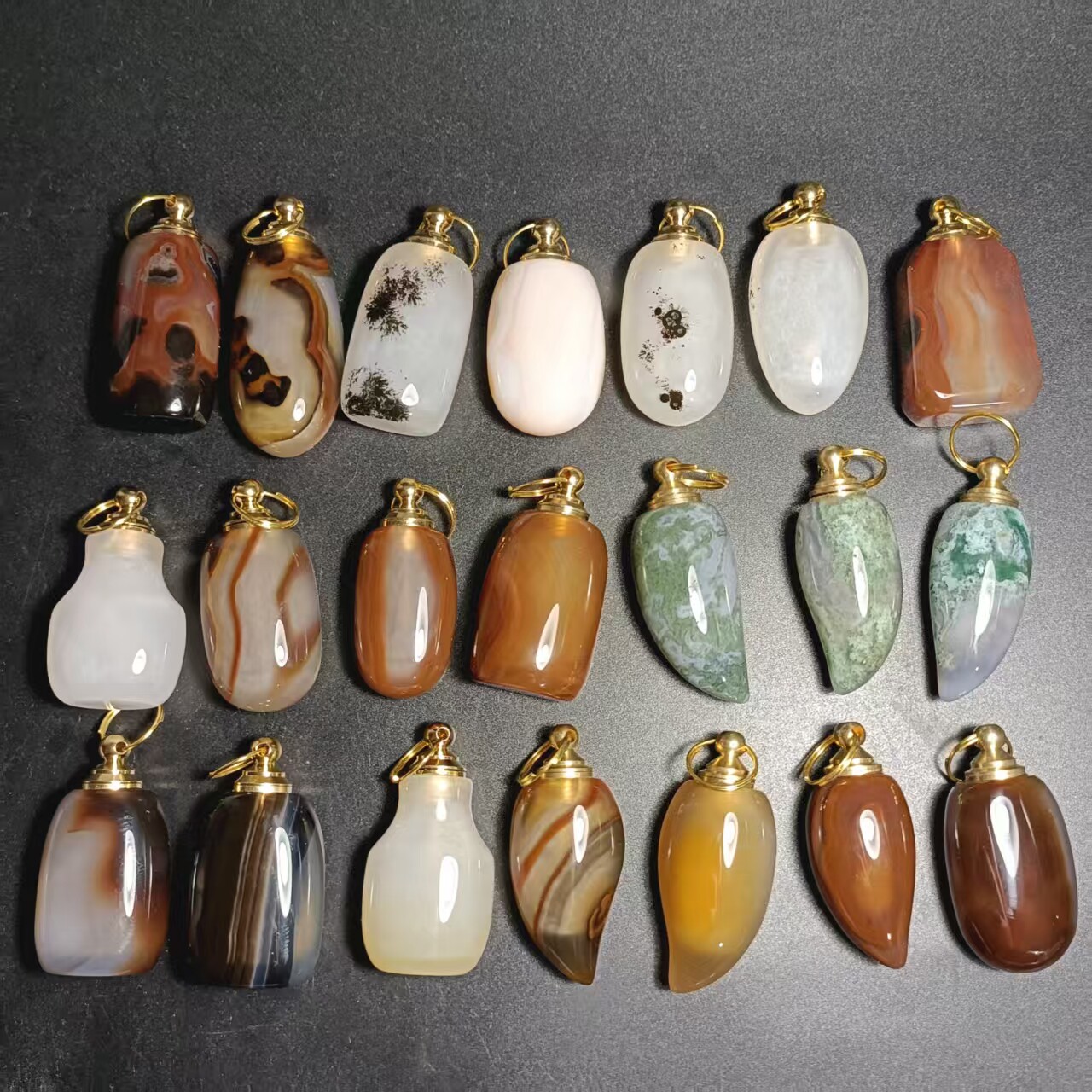 天然玉石雕刻怎么翻译_天然玉石雕刻英文用法_天然玉石雕刻英语例句_