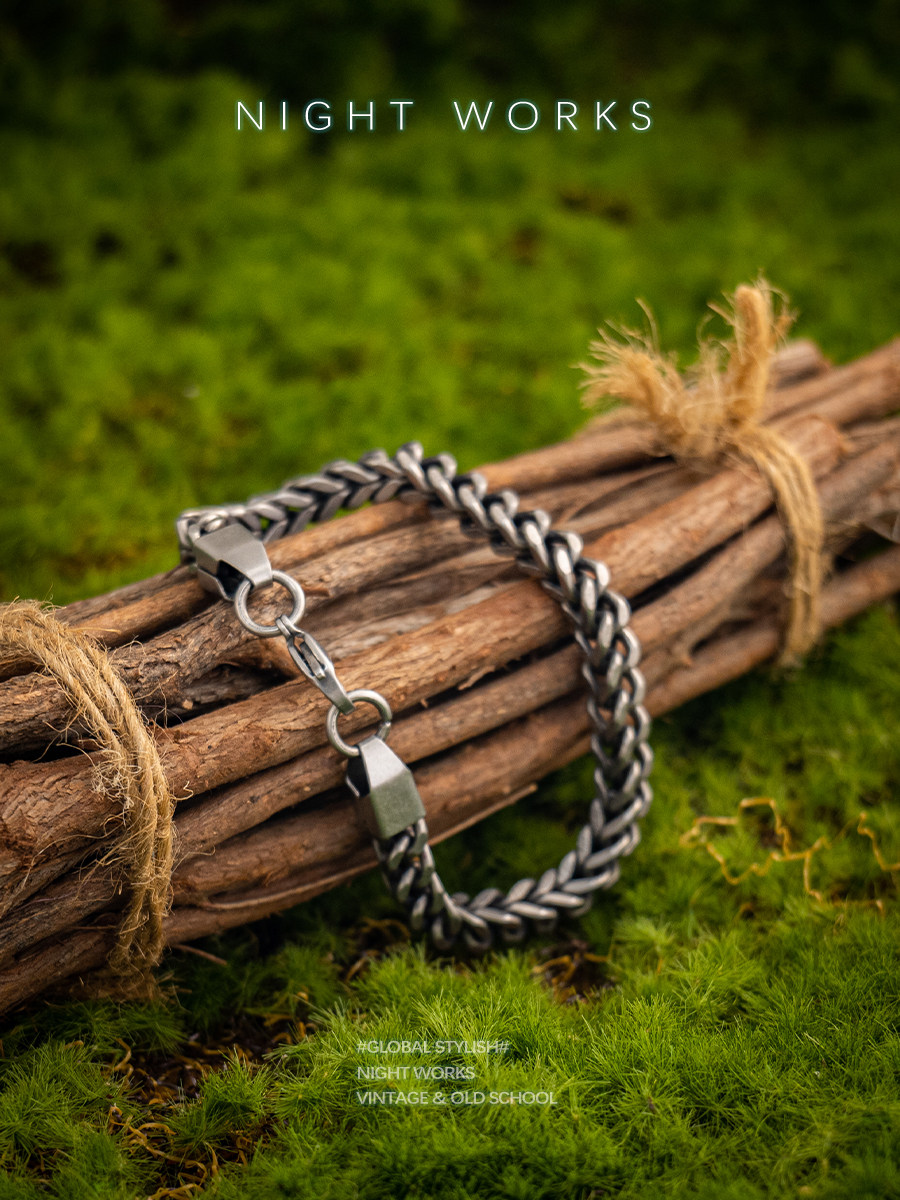 力争上游怎么翻译_力争上游英文用法_力争上游英语例句_淘宝翻译网