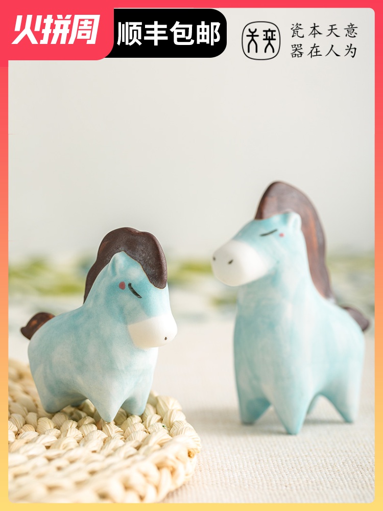 Little blue horse ceramic decoration furnishing articles hand - made particularly lovely creative desk desktop birthday book