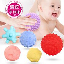 Massage touch ball toy hand grasping ball baby newborn soft rubber sensory puzzle baby ball tactile button hole