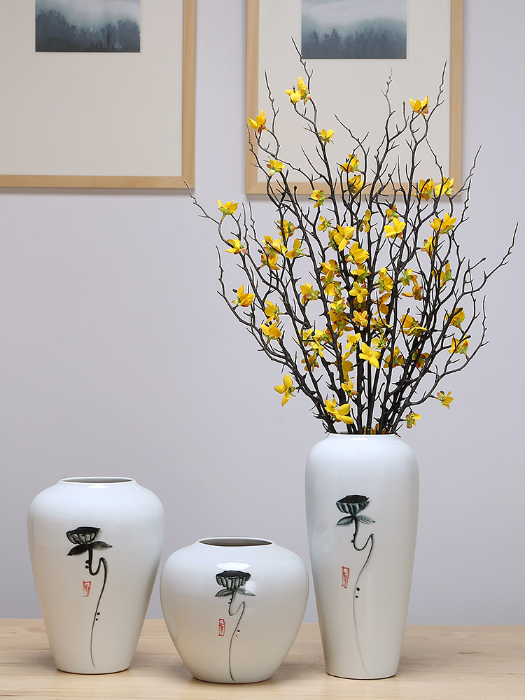 Jingdezhen ceramic vases, sitting room of I and contracted style furnishing articles of dried flower arranging flowers wine porch home decoration