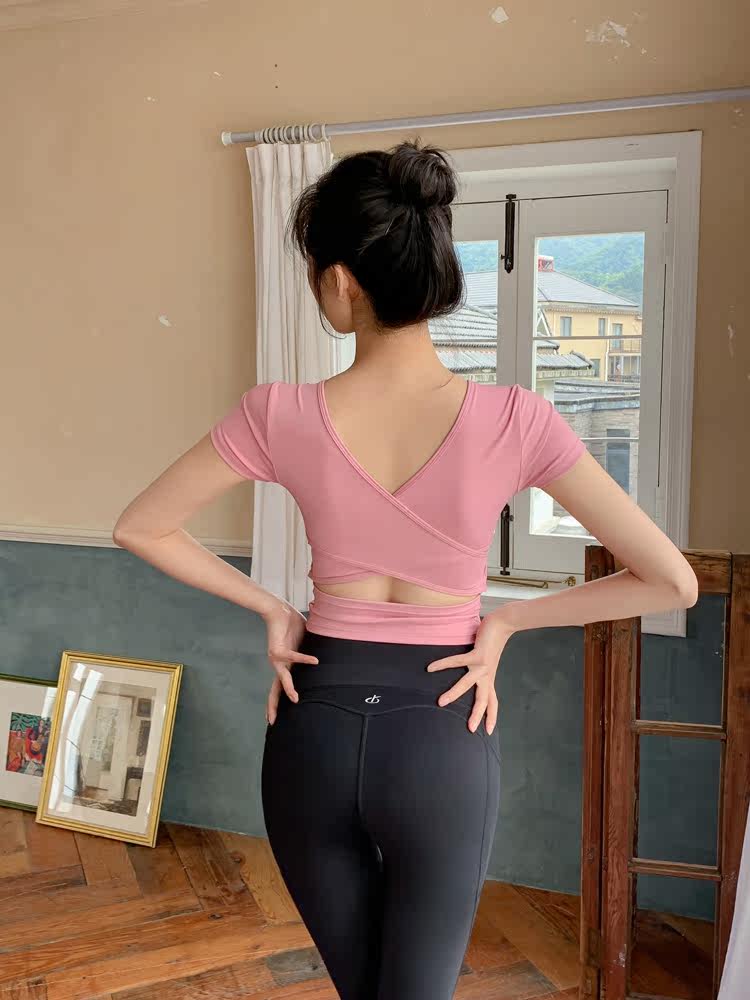 Одежда для йоги 