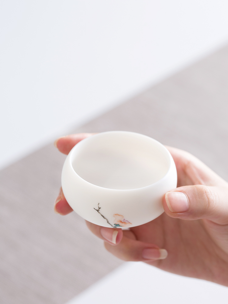 And creation of dehua hand - made master kung fu tea cups of ceramic tea set white porcelain sample tea cup single CPU