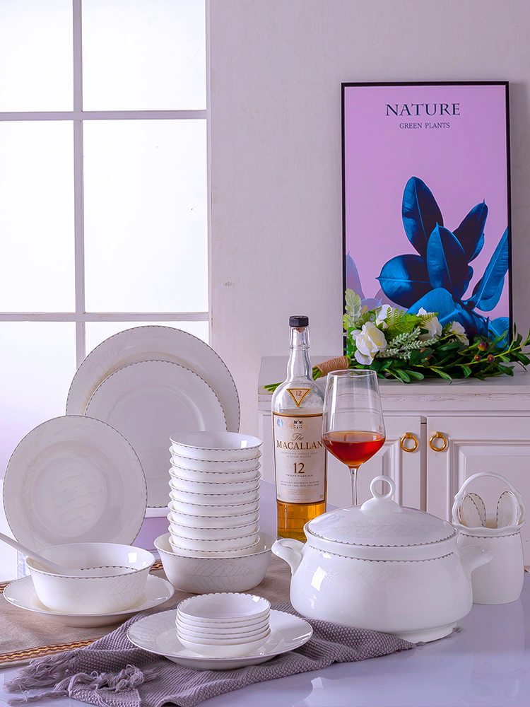 Dishes suit household combination of European jingdezhen ipads porcelain tableware Dishes chopsticks Chinese ceramic bowl Dishes for dinner