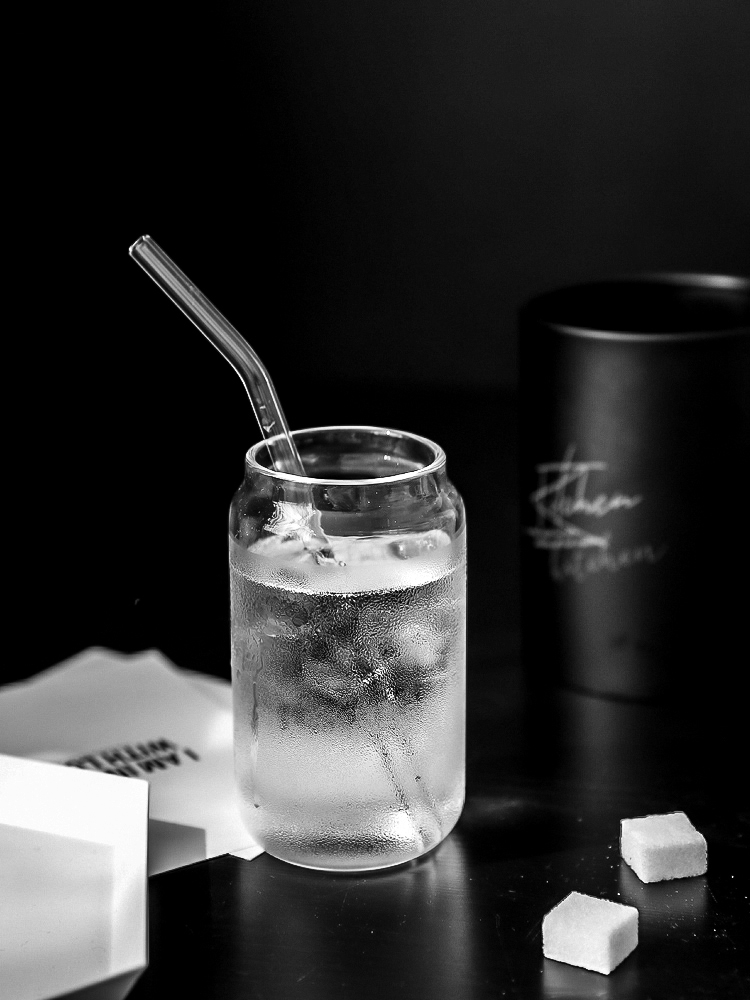 Island house cola cup web celebrity in glass, glass cup drinks a cup of milk tea coffee cup home creative move trend