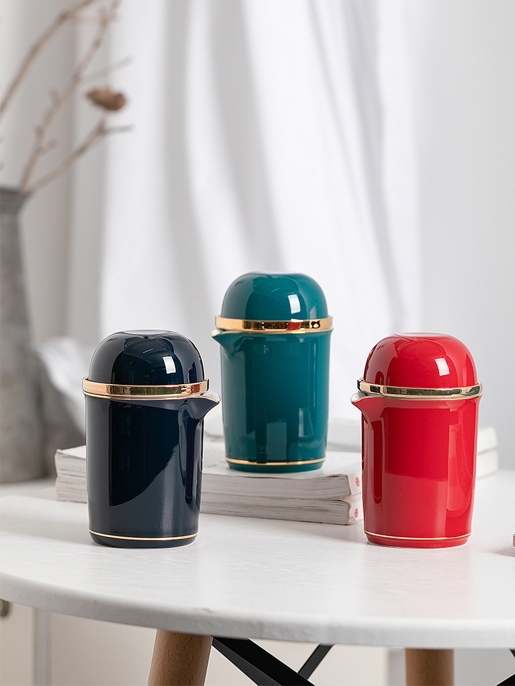 Portable crack glass ceramic pot of five cups to receive a bag travel teapot household kung fu tea set small suit