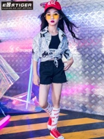 Trang phục khiêu vũ cho trẻ em gái hip hop Phiên bản Hàn Quốc của quần áo thủy triều Trẻ em nữ hip-hop thiết lập trang phục trình diễn T-sân khấu - Trang phục bộ đồ nhảy bé trai 