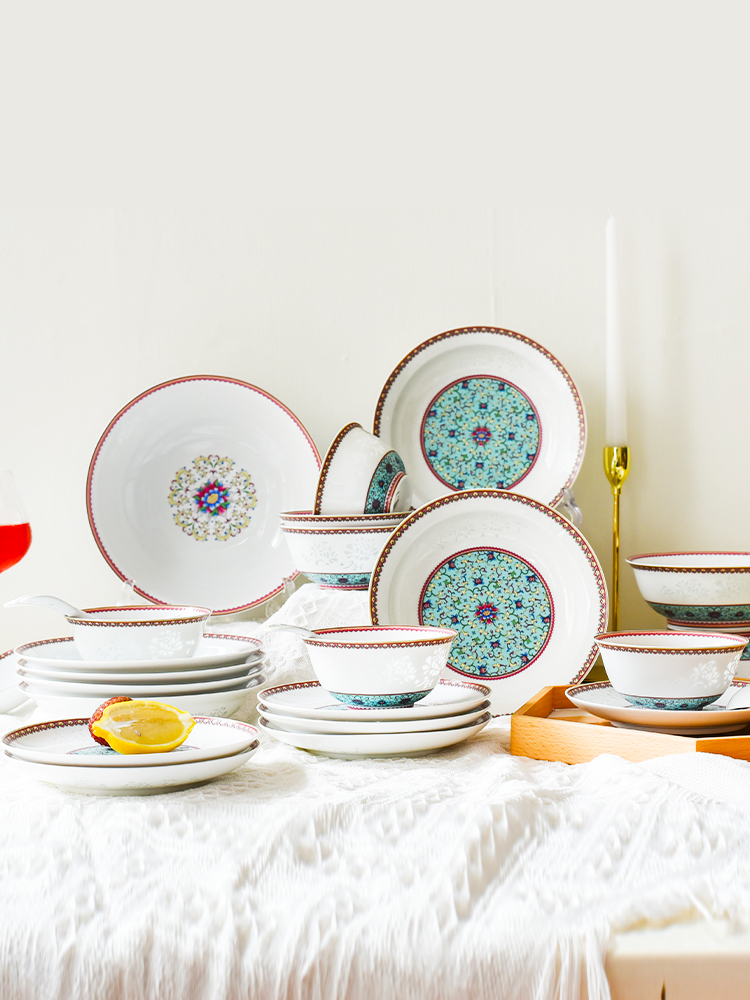 Jingdezhen ceramic bowl bowl tableware creative move home dishes suit bowl bowl plates and exquisite porcelain in use