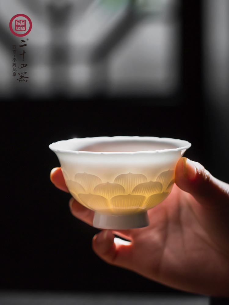 Twenty - four ware jingdezhen ceramic kung fu masters cup white porcelain tea set single cup bowl cups sculpt sample tea cup
