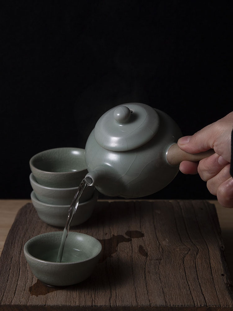 Little teapot tea gift box and the four seasons the Japanese side pot ceramic teapot tea cups, household gifts