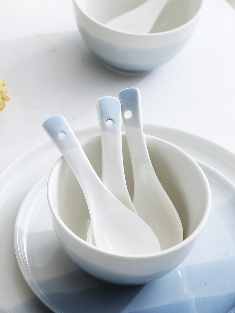 Made pottery under glaze porcelain run smaller spoon to eat spoon handle spoon stir spoon, run out of kitchen home restaurant business
