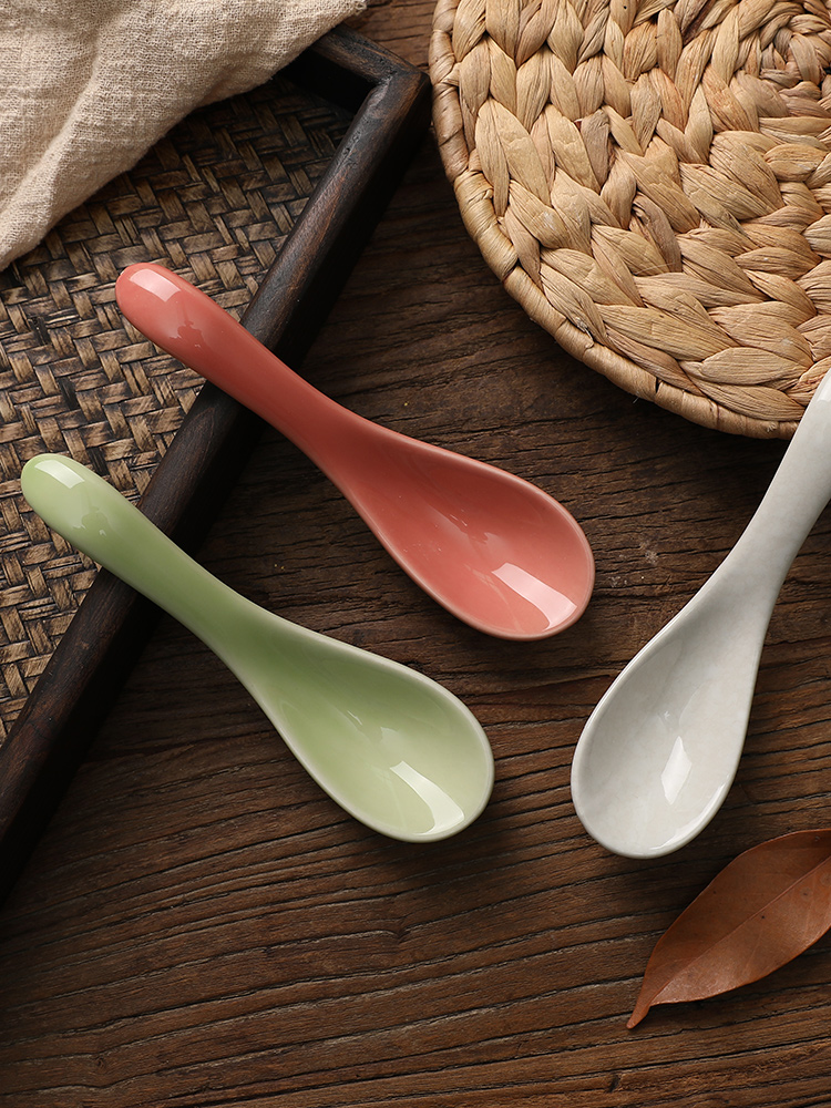 Japanese and wind spoon, spoon, spoon, ladle creative household ceramics tableware portable small spoon to eat sweet