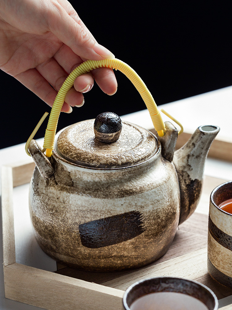 Porcelain color beauty creative ceramic teapot tea set girder teapot restoring ancient ways is cold cool tea kettle kettle