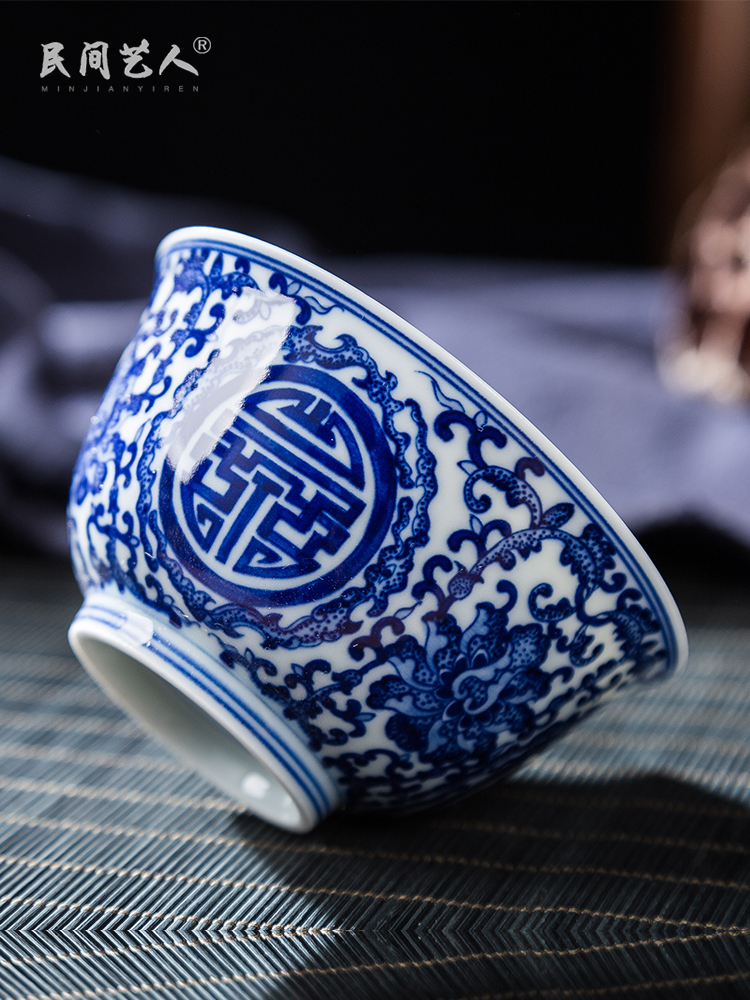 Folk artists hand - made group long - lived grain master of blue and white porcelain cup single CPU jingdezhen ceramic kung fu big cups sample tea cup