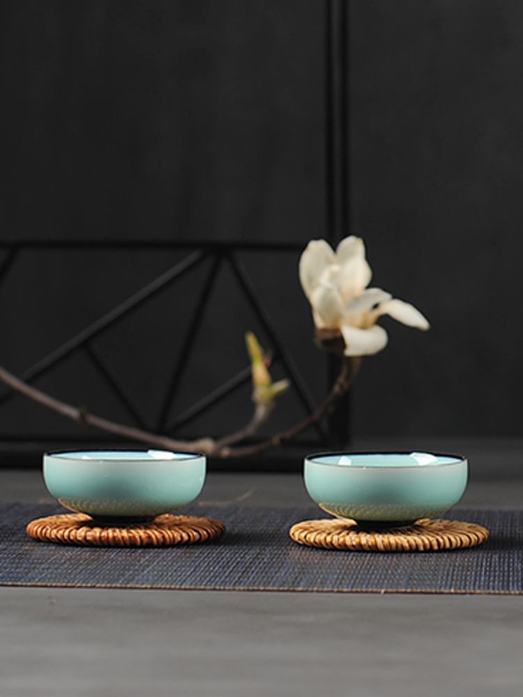 Tea set suit small household contracted and I longquan celadon hand - made ceramic lid bowl gift boxes kung fu Tea cups
