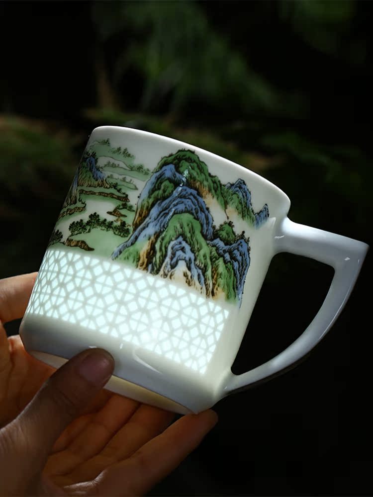 Jingdezhen ceramics and exquisite tea cup with cover household water cup high - capacity office cup famous tea separation