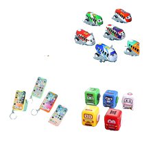 (3 yuan 3 pieces) Pull back airplane passenger car 1 mobile phone shaped keychain 1 cube car 1