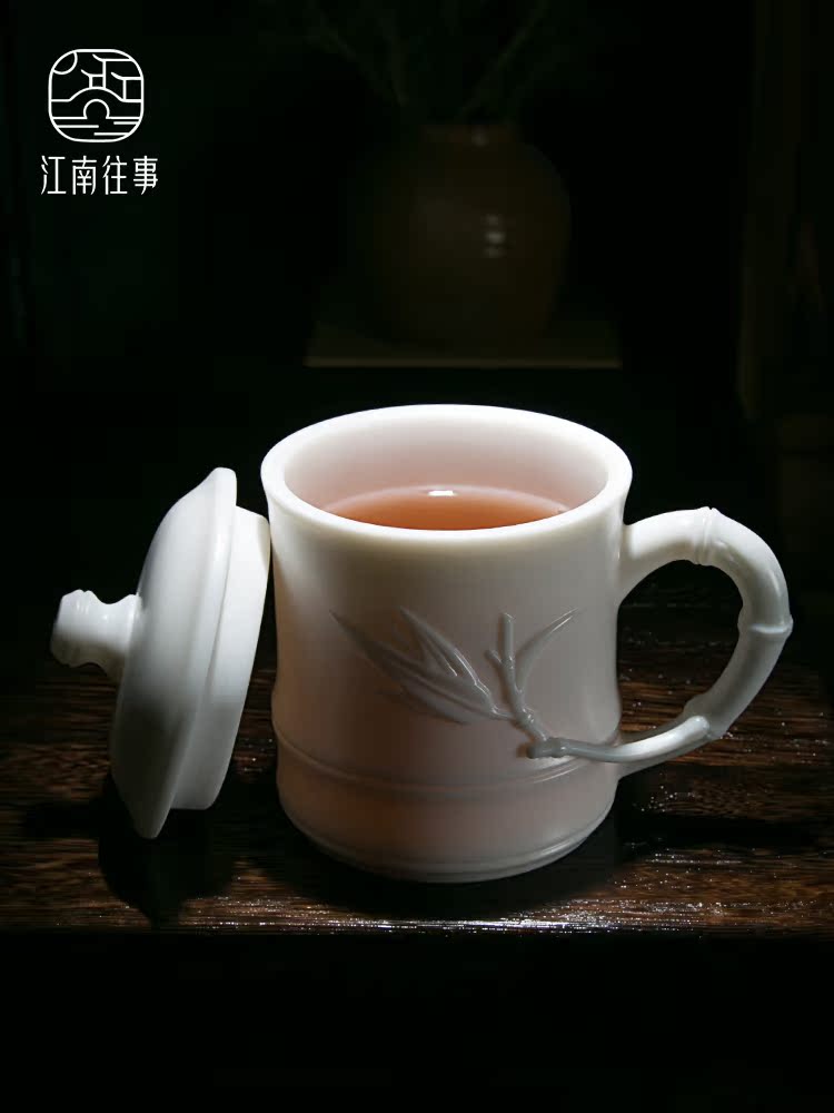 Jiangnan past dehua suet jade white porcelain cup ultimately responds a cup of tea cups with cover of pottery and porcelain home office