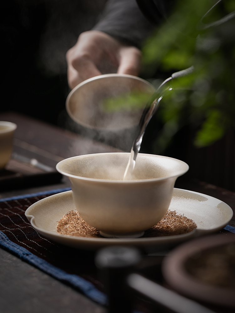 Jiangnan past manual plant ash glaze ceramic bowl tureen kung fu tea tea cup to burn only three cups of household