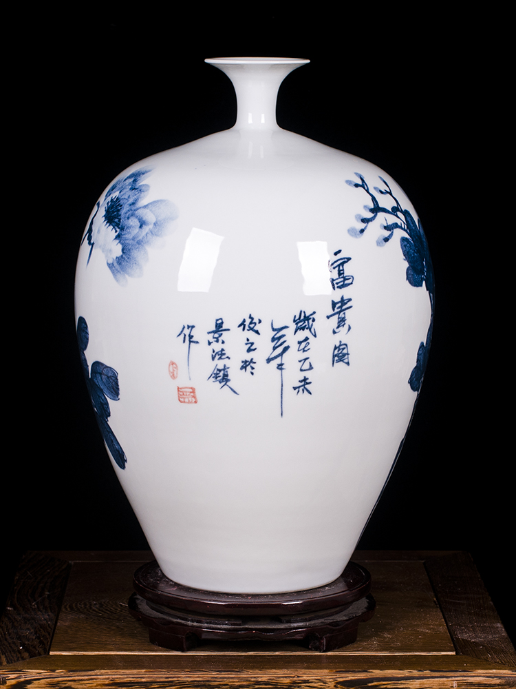 Jingdezhen blue and white peony vases, I and contracted hand - made ceramics decoration furnishing articles modern Chinese style living room