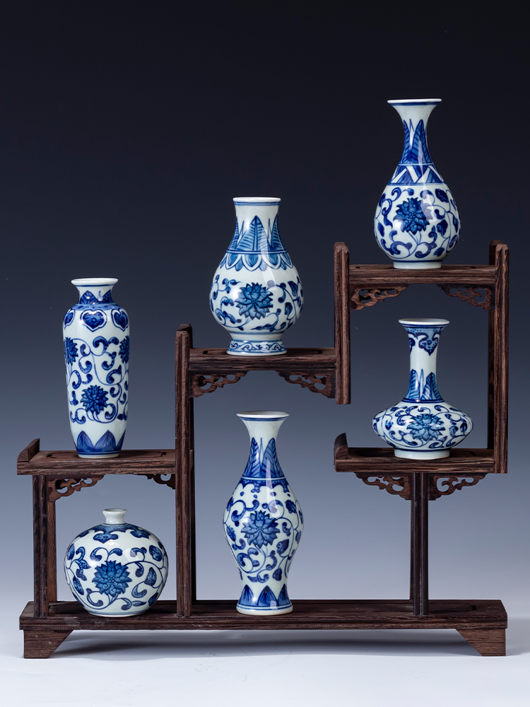 Blue and white porcelain of jingdezhen porcelain ceramic floret bottle water raise extra small mini furnishing articles rich ancient frame desktop decoration