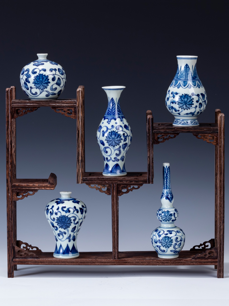 Blue and white porcelain of jingdezhen porcelain ceramic floret bottle water raise extra small mini furnishing articles rich ancient frame desktop decoration