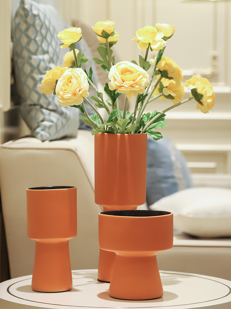 I and contracted Nordic mesa of art ceramic vases, flower implement simple fashion decoration decorative soft outfit example room