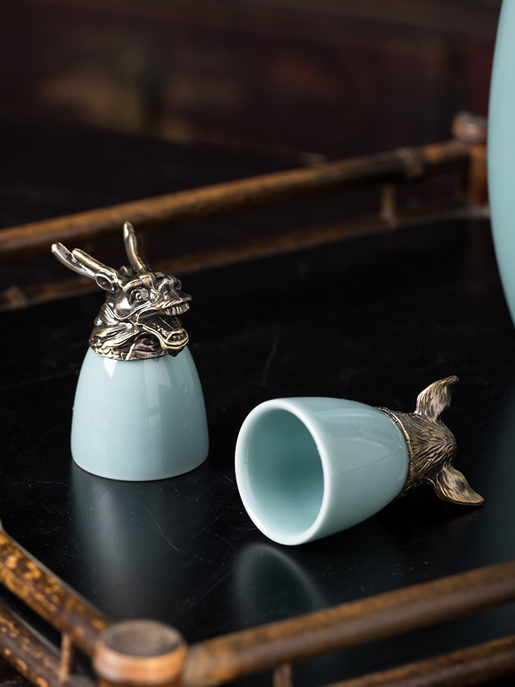 Zodiac wine suits for jingdezhen ceramic liquor cup with a small handleless wine cup small Chinese wine glass creative points