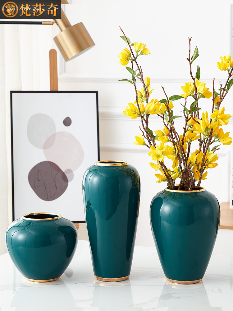 The vase in The Nordic ceramic creative furnishing articles contracted dried flower arranging flowers sitting room adornment TV ark, water raise household decoration