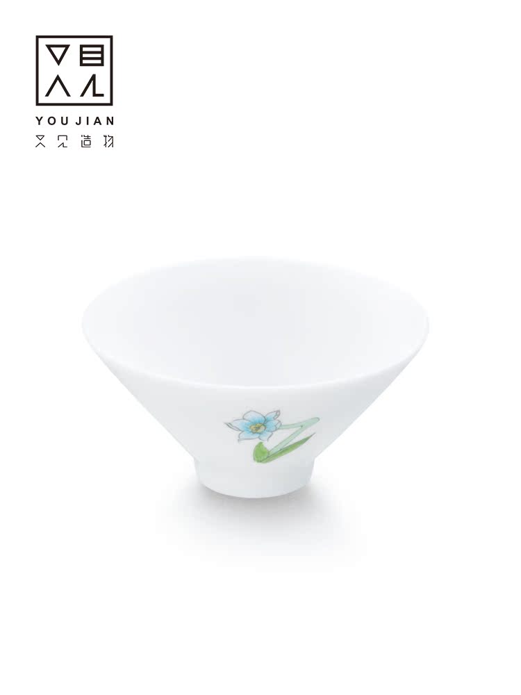 And creation of white porcelain hand - made sample tea cup kung fu tea cups individual cup of dehua ceramic masters cup by hand