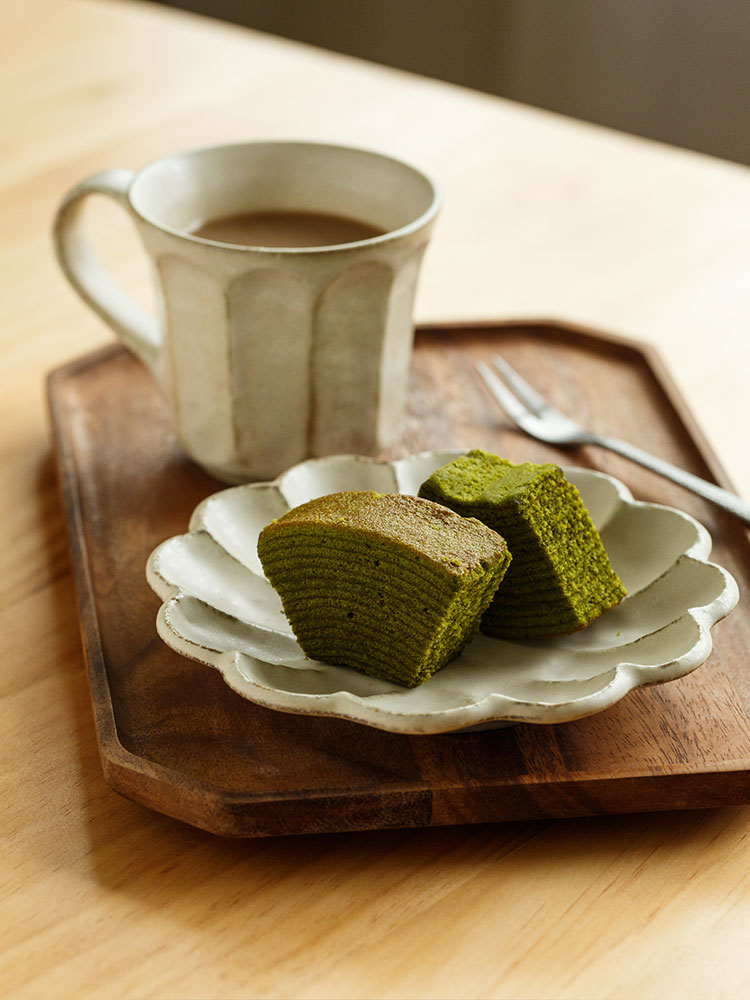 Japanese imports of ceramic dish bowl of thick ceramic glaze retro food dish dish dish home by dish powder pear flower